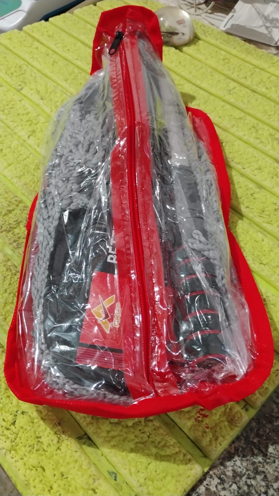 Car Duster, Long Retractable / Soft / Non-Slip / Handle Multipurpose Microfiber Wash Brush Vehicle Interior and Exterior Cleaning Kit with for Car, Boats or Home Car Duster, Long Retractable / Soft / Non-Slip / Handle Multipurpose Microfiber Wash Brush Vehicle Interior and Exterior Cleaning Kit with for Car, Boats or Home